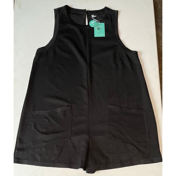 Mintreus Black Sleeveless Romper XL NWT Utility Pocket Minimalist Chic Playsuit - Picture 1 of 11